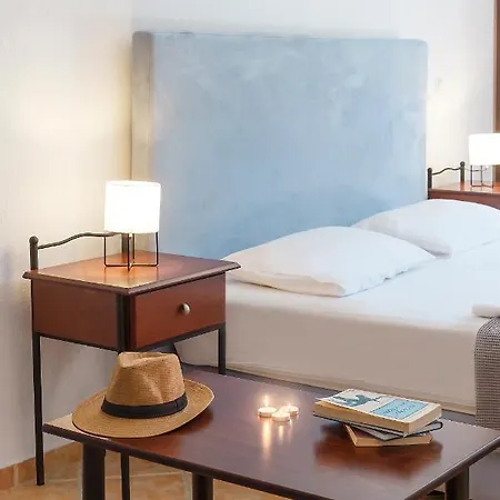 Maltinas House Lejlighedshotel Mola Kalyva
