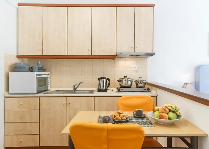 Ξενοδοχείο με διαμερίσματα Maltinas House 3*