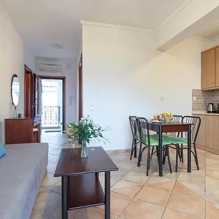 Maltinas House Aparthotel 2*