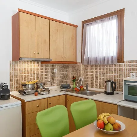 Maltinas House 3* Mola Kalyva