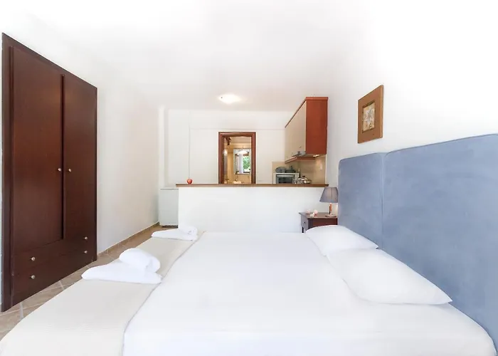 Maltinas House 公寓式酒店 3*